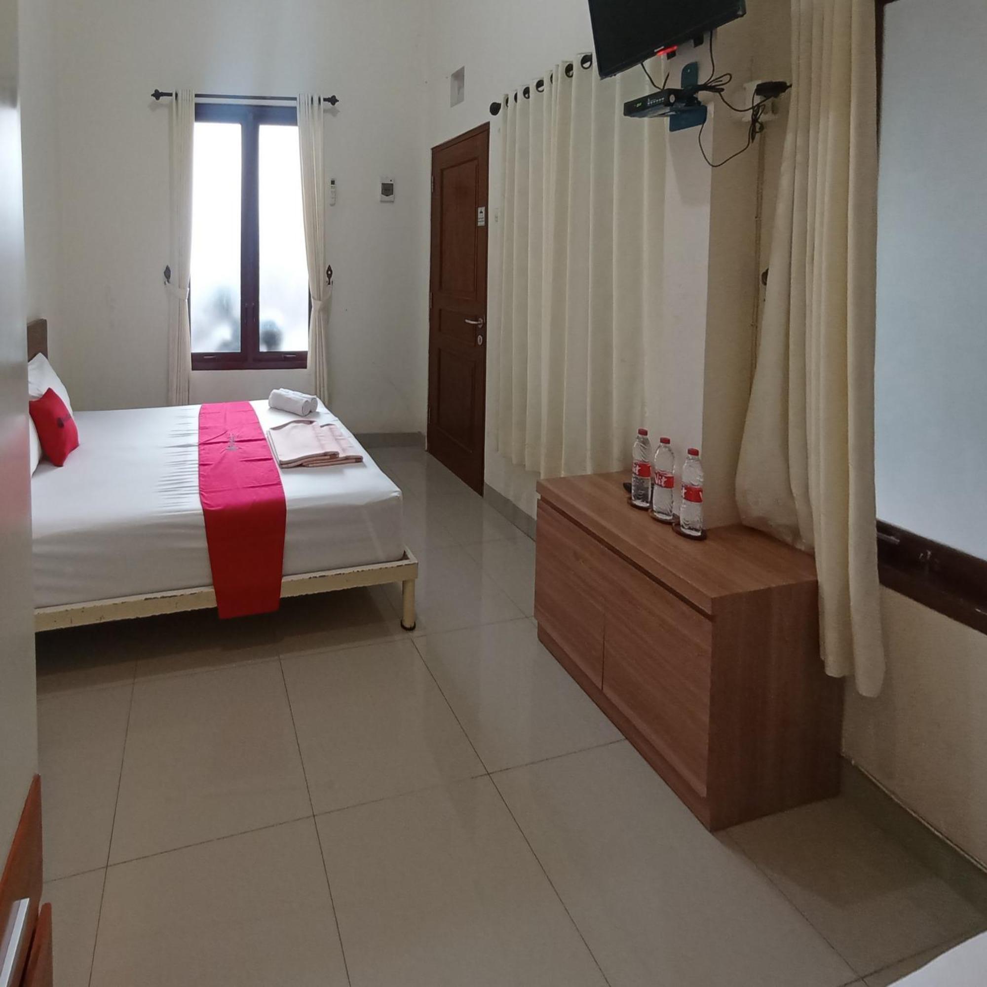 Reddoorz At Syariah House Purwokerto Ξενοδοχείο Εξωτερικό φωτογραφία