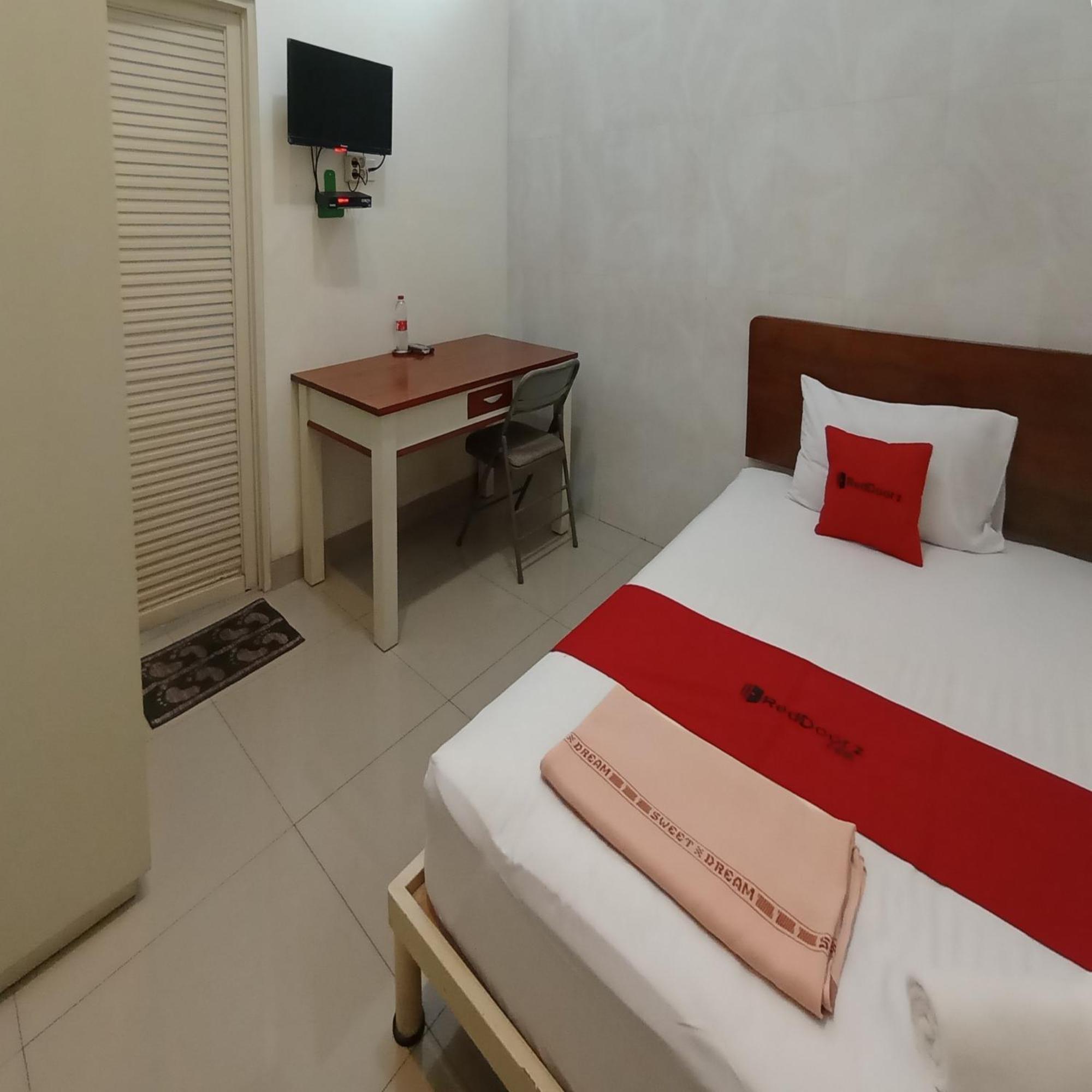 Reddoorz At Syariah House Purwokerto Ξενοδοχείο Εξωτερικό φωτογραφία