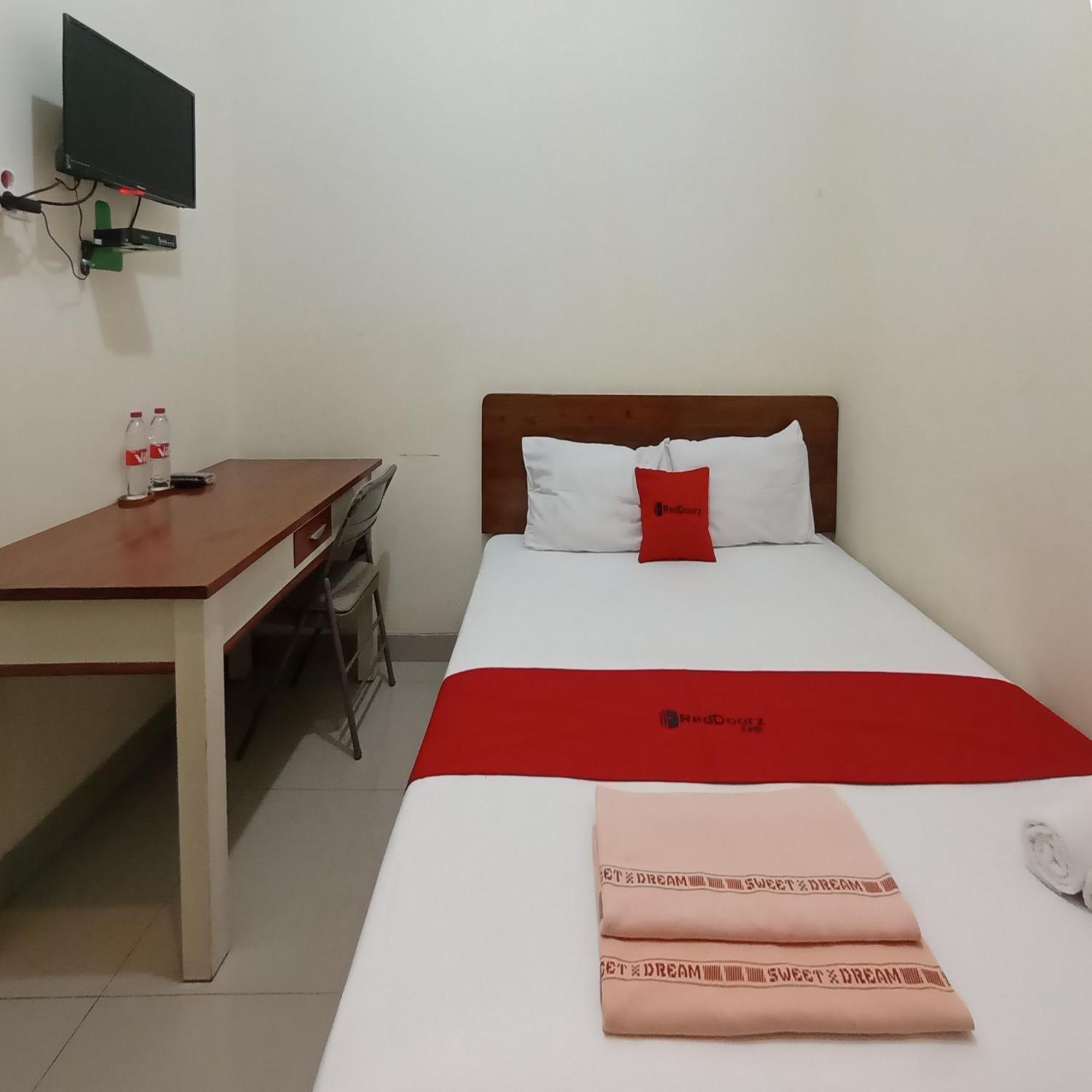 Reddoorz At Syariah House Purwokerto Ξενοδοχείο Εξωτερικό φωτογραφία