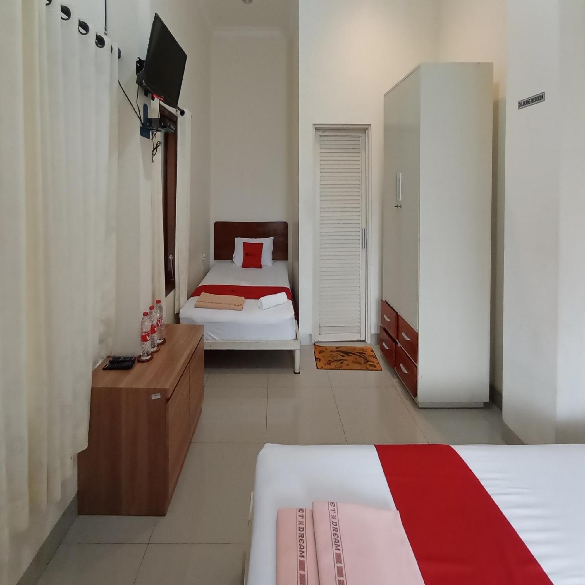 Reddoorz At Syariah House Purwokerto Ξενοδοχείο Εξωτερικό φωτογραφία