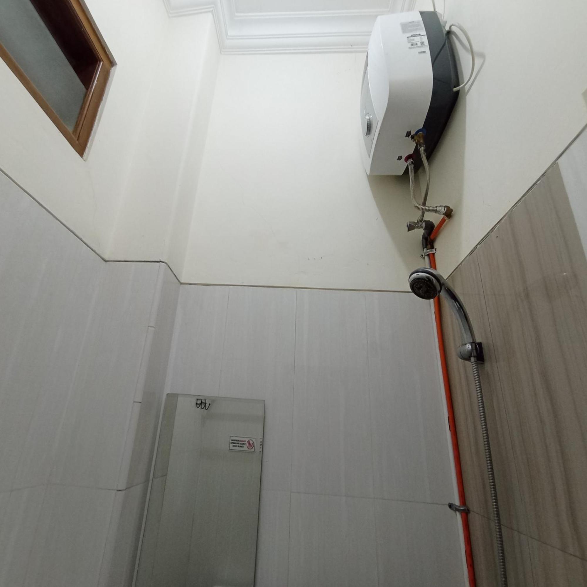 Reddoorz At Syariah House Purwokerto Ξενοδοχείο Εξωτερικό φωτογραφία