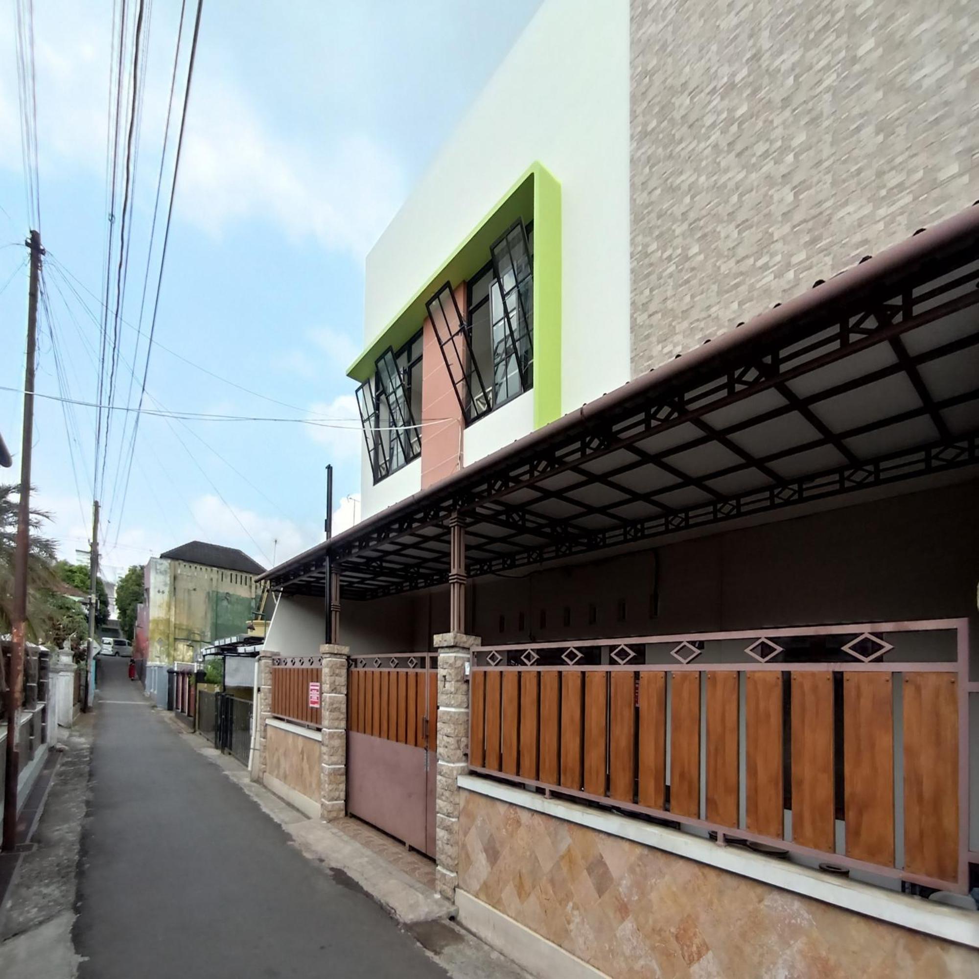 Reddoorz At Syariah House Purwokerto Ξενοδοχείο Εξωτερικό φωτογραφία