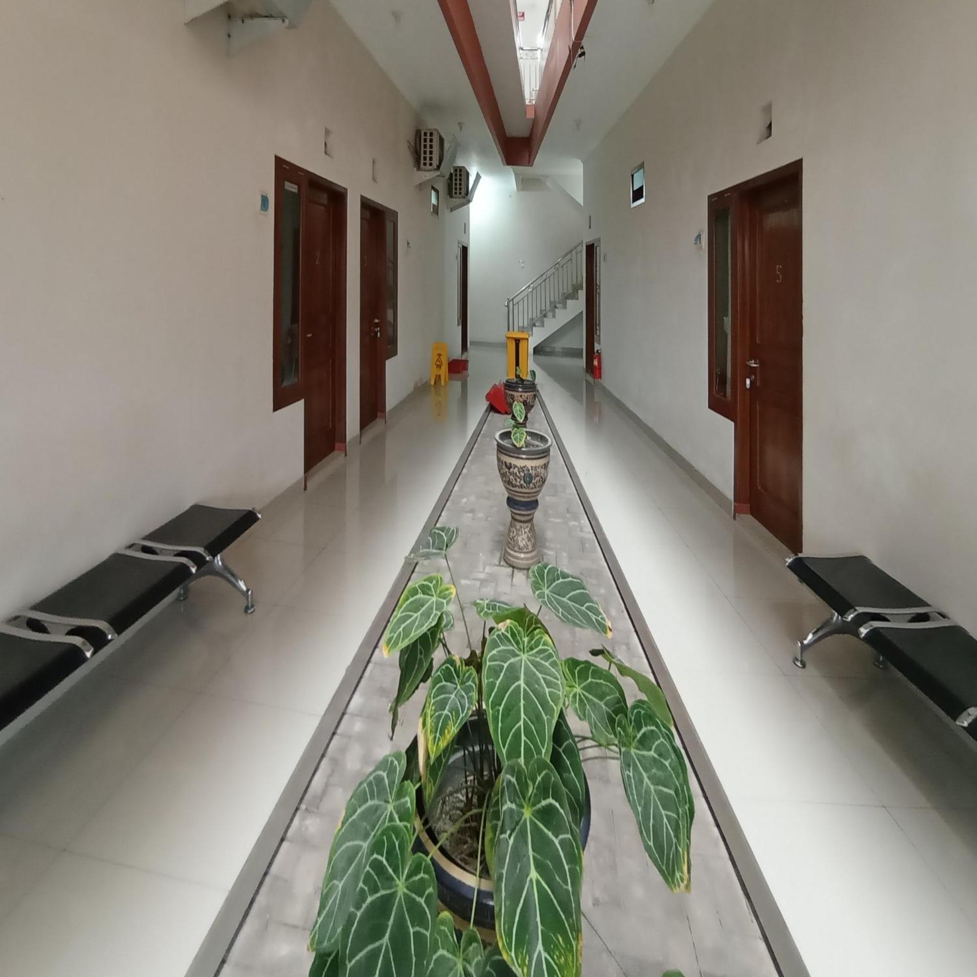 Reddoorz At Syariah House Purwokerto Ξενοδοχείο Εξωτερικό φωτογραφία
